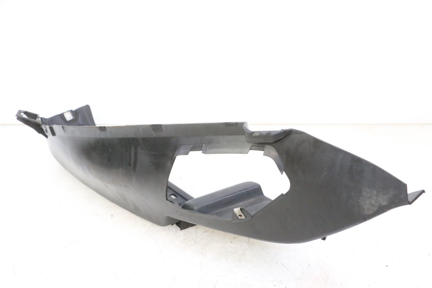 photo de MARCHE PIED DESTRO PIAGGIO MP3 125 (2006 - 2014) - Primo piano tecnico