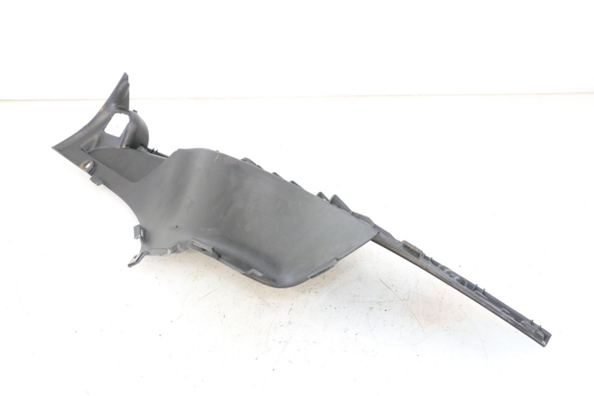photo de CARENA PEDANA DESTRA APRILIA SCARABEO GT TOURING 125 (1999 - 2005)