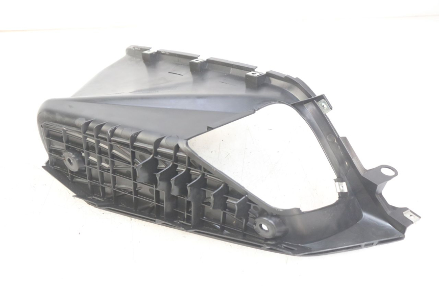 photo de MARCHE PIED DESTRO HONDA VISION NSC R 50 (2013 - 2015) - Primo piano tecnico