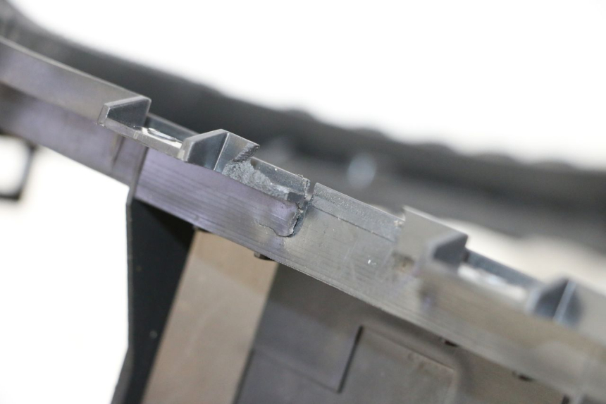 photo de CARENA PEDANA SEGWAY NINEBOT E125S 1 (2022 - 2026) - Stato della superficie e materiale