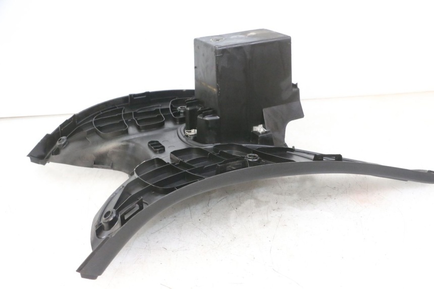 photo de CARENA PEDANA PEUGEOT ELYSTAR 125 (2002 - 2007)