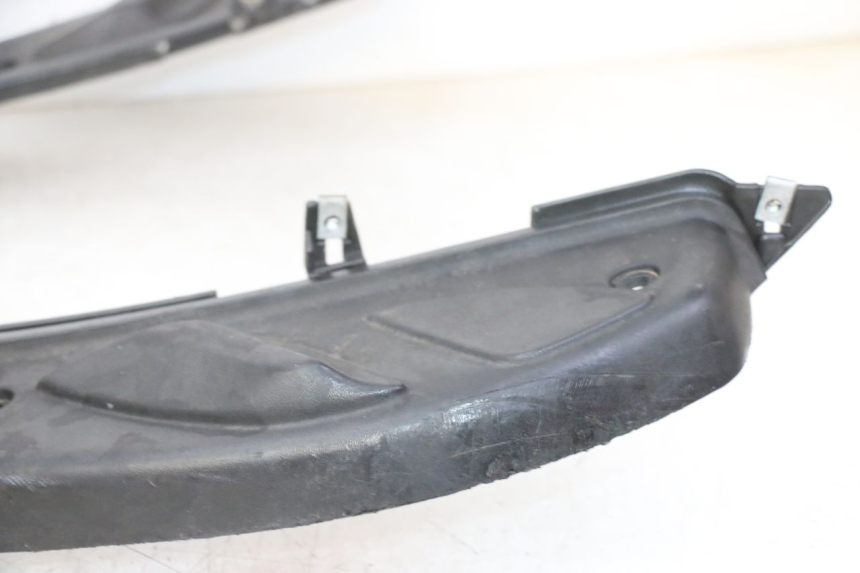 photo de PEDANE PIAGGIO FLY 2T 50 (2004 - 2017)