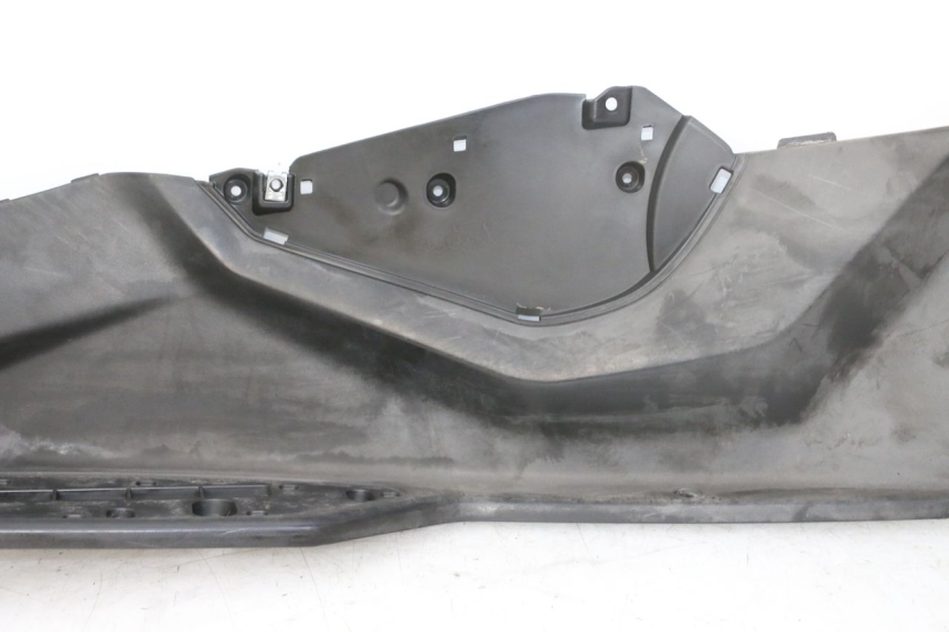 photo de CARENA PEDANA SINISTRA QUADRO 4 4D 350 (2015 - 2018)