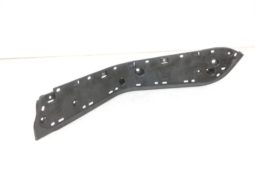 photo de PEDANA SINISTRA SUZUKI BURGMAN 650 (2013 - 2020)