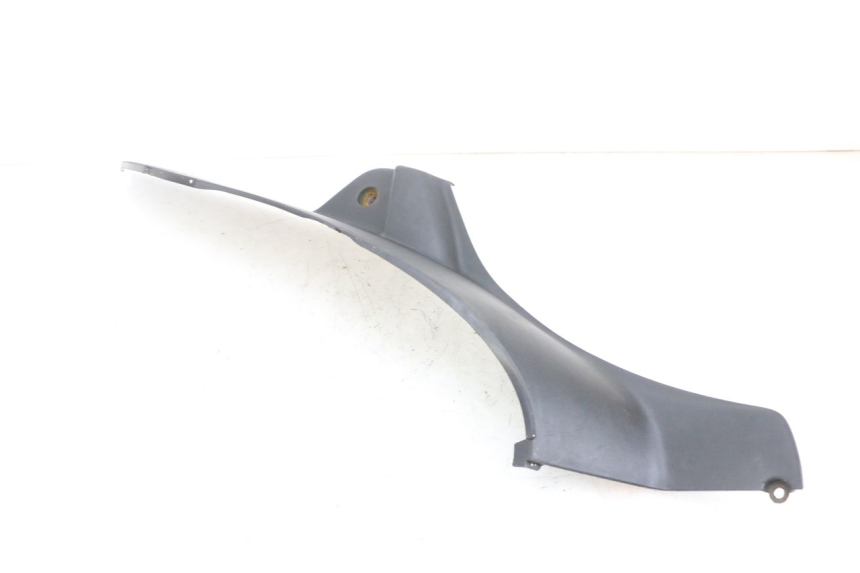 photo de CARENA PEDANA SINISTRA PEUGEOT ELYSEO 125 (1999 - 2004) - Dettagli dei punti di fissaggio