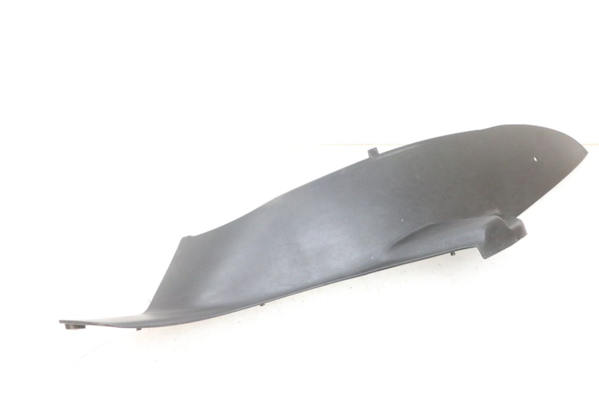 photo de CARENA PEDANA SINISTRA PEUGEOT ELYSEO 125 (1999 - 2004) - Stato della superficie e materiale