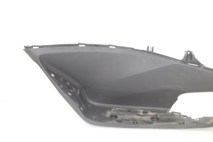 photo de CARENA PEDANA SINISTRA HONDA PCX (JF57/JF64) 125 (2014 - 2018)