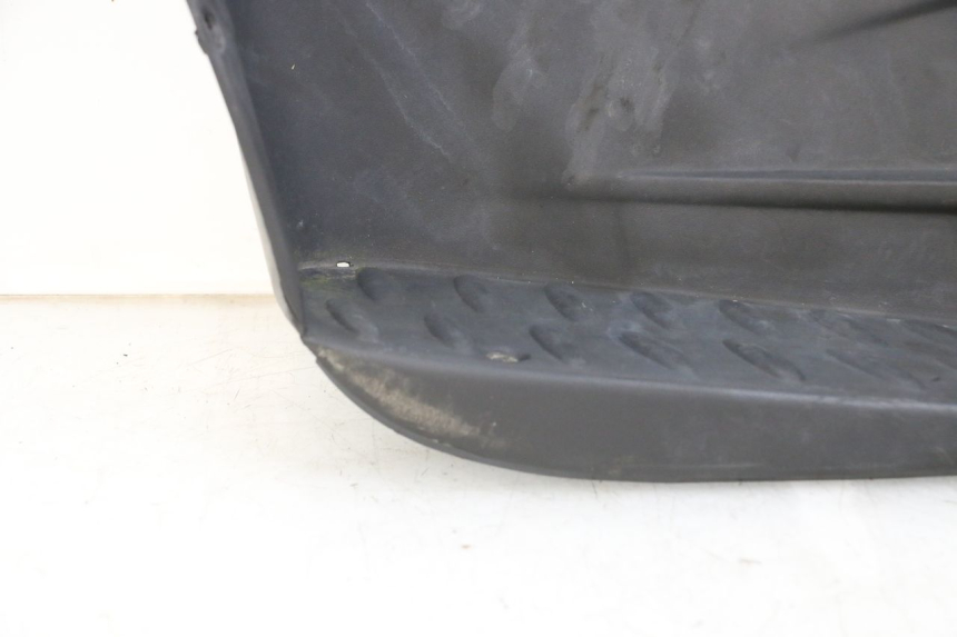 photo de CARENA PEDANA SINISTRA RENAULT KOURANOS 125 (2001 - 2004)