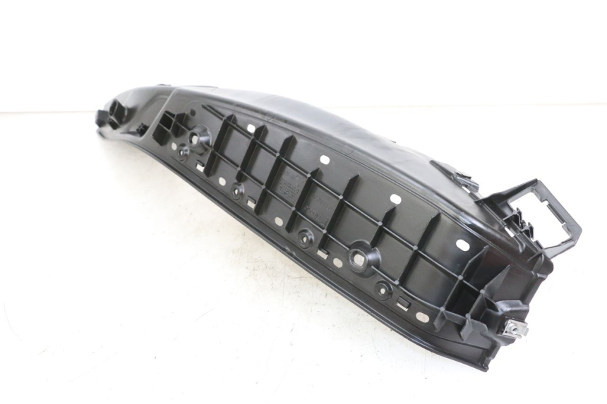 photo de CARENA PEDANA SINISTRA PIAGGIO MP3 HPE 350 (2018 - 2020)