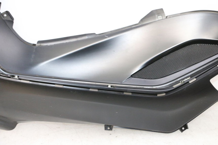 photo de CARENA PEDANA SINISTRA PIAGGIO MP3 HPE 300 (2019 - 2026) - Foto prodotto supplementare