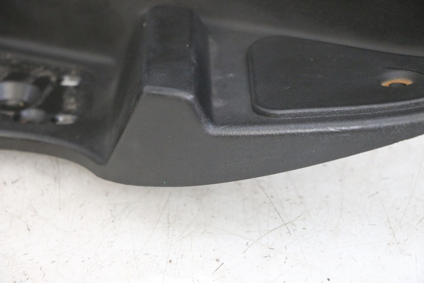photo de PEDANA SINISTRA PIAGGIO MP3 500 (2011 - 2015)