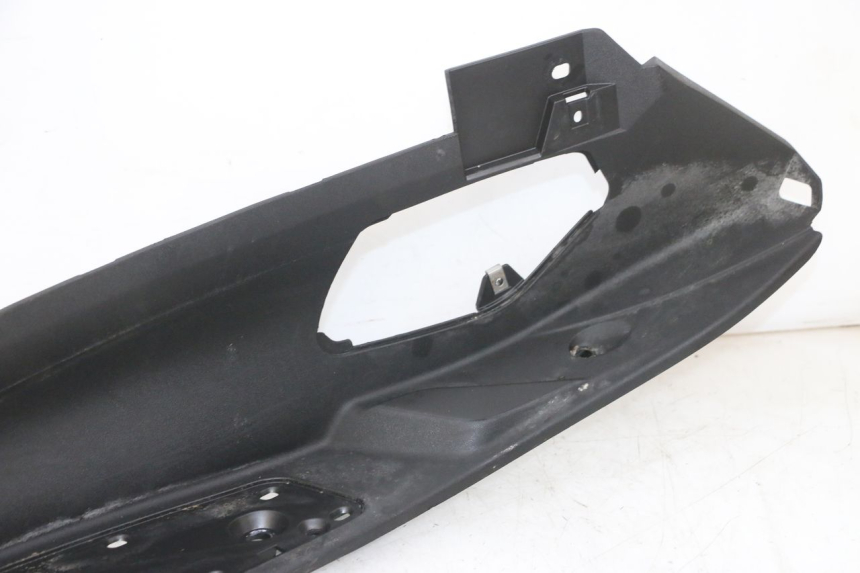 photo de CARENA PEDANA SINISTRA PIAGGIO MP3 500 (2016 - 2018) - Marcature e riferimenti originali