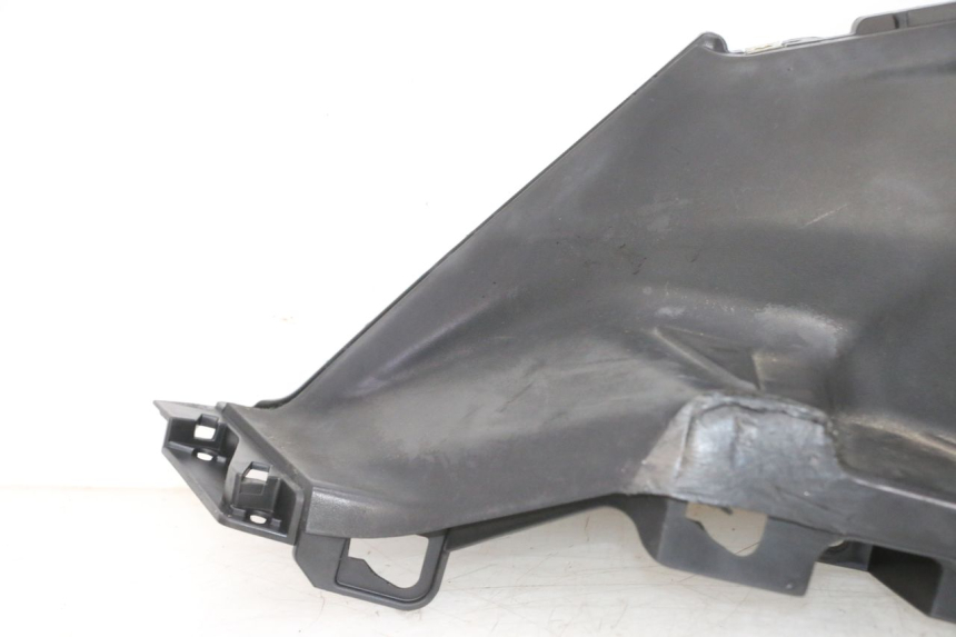 photo de CARENA PEDANA SINISTRA SYM ORBIT III 3 4T 50 (2018 - 2021) - Ispezione visiva dettagliata