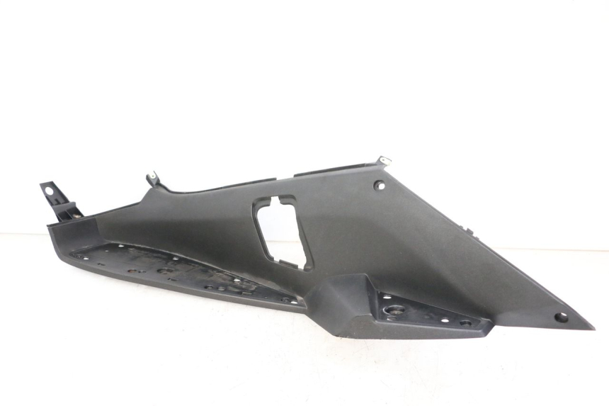 photo de PEDANA SINISTRA PEUGEOT SATELIS COMPRESSOR K15 125 (2006 - 2009)