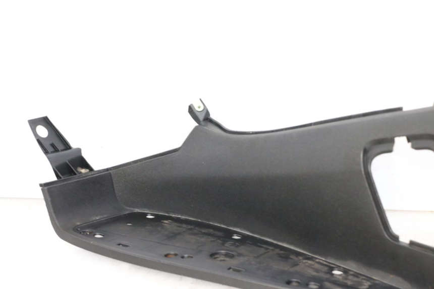 photo de PEDANA SINISTRA PEUGEOT SATELIS COMPRESSOR K15 125 (2006 - 2009)