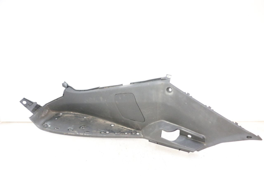 photo de CARENA PEDANA SINISTRA PEUGEOT SATELIS 125 (2013 - 2018)
