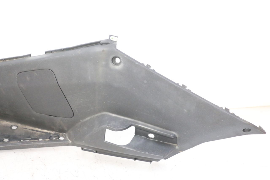 photo de CARENA PEDANA SINISTRA PEUGEOT SATELIS 125 (2013 - 2018)