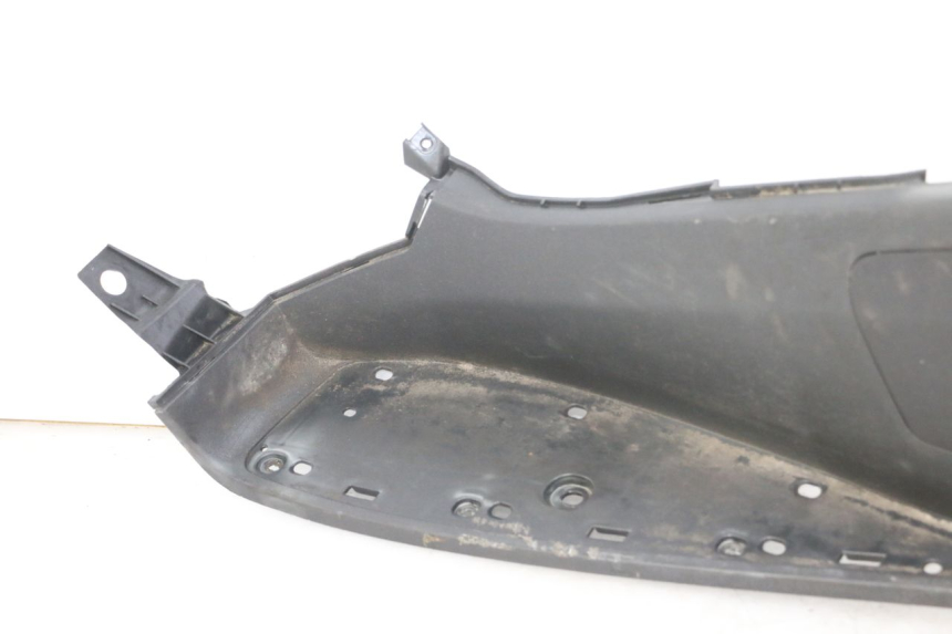 photo de CARENA PEDANA SINISTRA PEUGEOT SATELIS 125 (2013 - 2018)