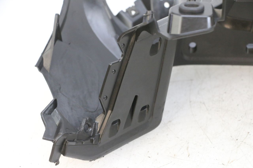 photo de CARENA PEDANA SINISTRA YAMAHA TRICITY 300 (2020 - 2024) - Altra angolazione