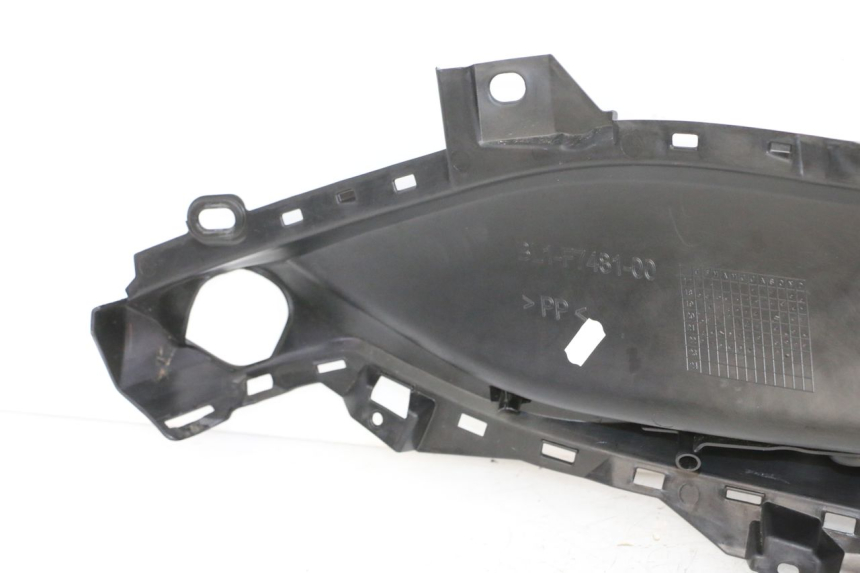 photo de CARENA PEDANA SINISTRA YAMAHA XMAX X-MAX 125 (2021 - 2025)