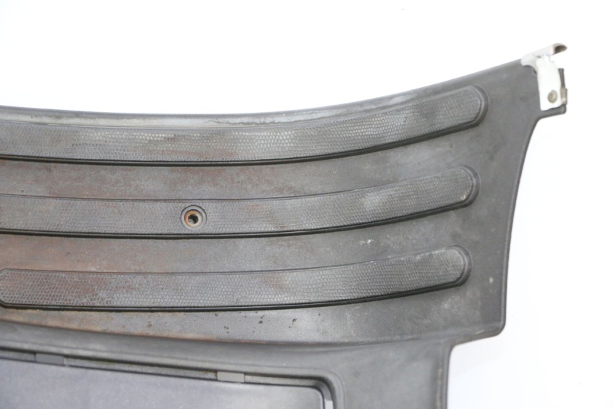 photo de CARENA PEDANA PIAGGIO LXV 4T 50 (2009 - 2013)