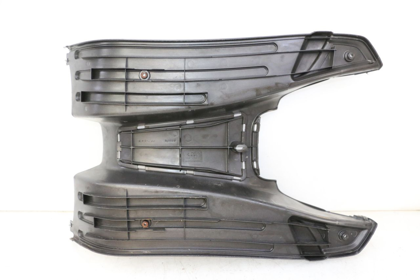 photo de CARENA PEDANA PIAGGIO LXV 4T 50 (2009 - 2013)