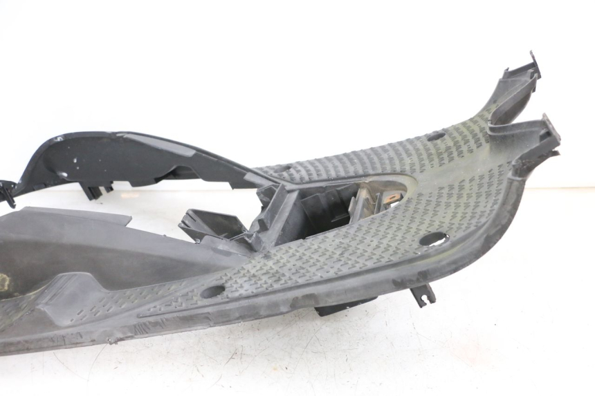 photo de CARENA PEDANA YAMAHA NEO'S NEOS 2T 50 (1998 - 2007) - Focus sulla struttura