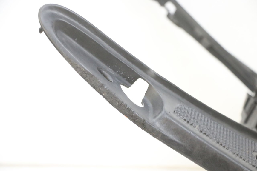 photo de CARENA PEDANA YAMAHA NEOS NEO'S 4T 50 (2008 - 2016) - Altra vista dell'articolo