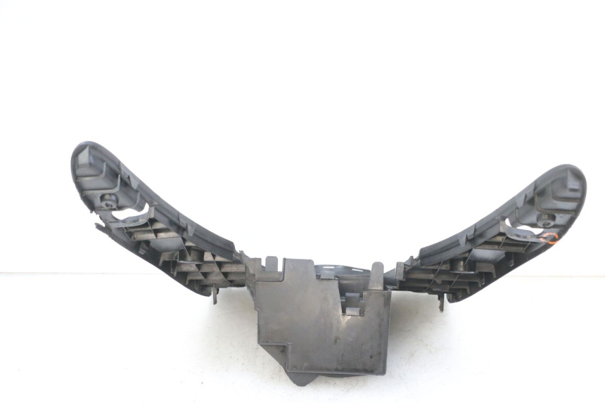 photo de CARENA PEDANA YAMAHA NEOS NEO'S 4T 50 (2008 - 2016) - Caratteristiche distintive