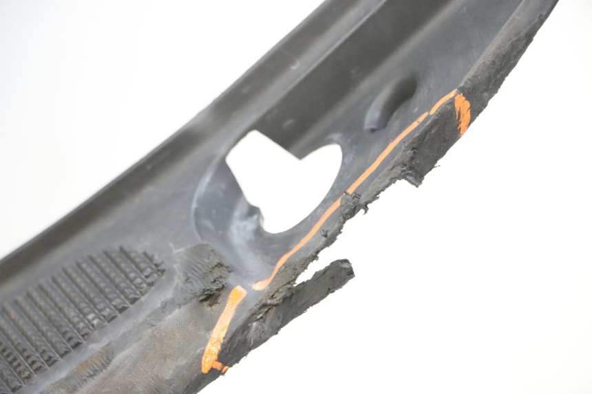 photo de CARENA PEDANA YAMAHA NEOS NEO'S 4T 50 (2008 - 2016) - Zoom sui componenti