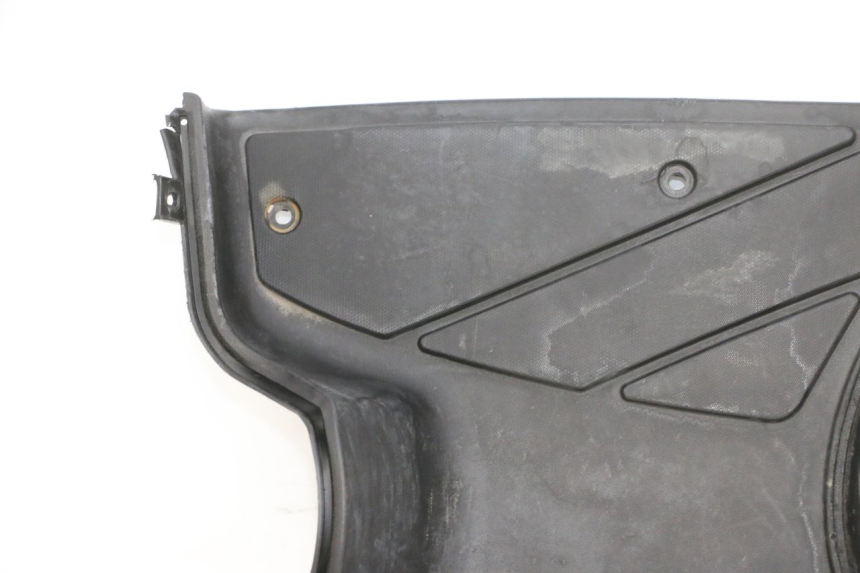 photo de Pedana PIAGGIO NEW TYPHOON 50 (2018 - 2021) - Caratteristiche distintive