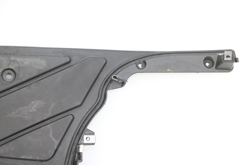 photo de Pedana PIAGGIO NEW TYPHOON 50 (2018 - 2021) - Zoom sui componenti