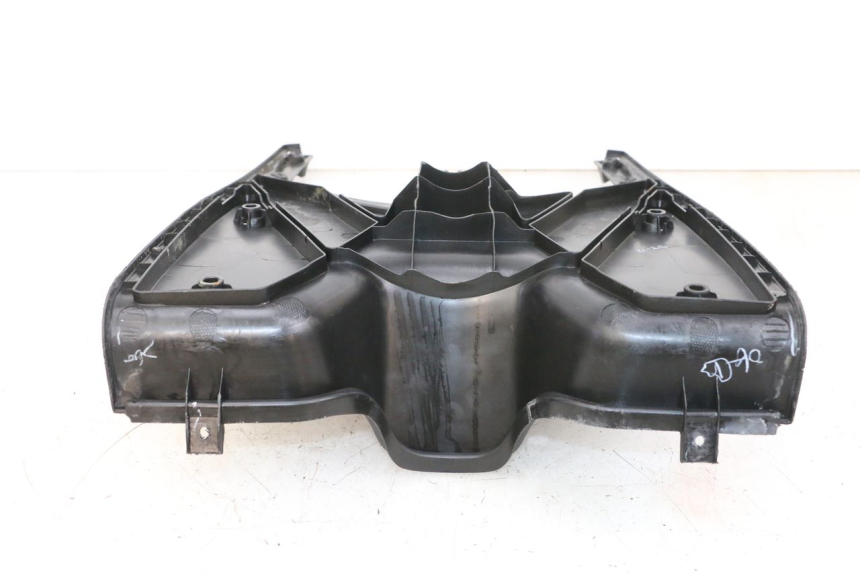 photo de Pedana PIAGGIO NEW TYPHOON 50 (2018 - 2021) - Zoom sullo stato d'uso