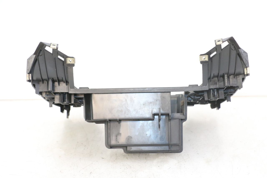 photo de CARENA PEDANA PEUGEOT BELVILLE 125 (2017 - 2021)