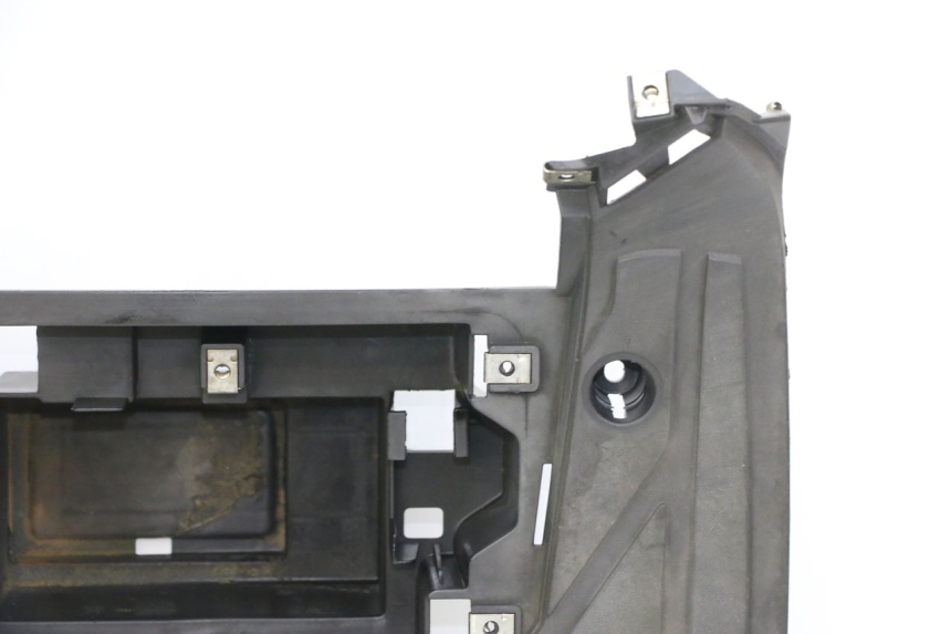 photo de CARENA PEDANA PEUGEOT BELVILLE 125 (2017 - 2021)