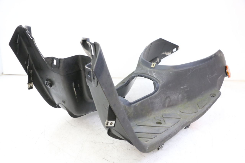photo de CARENA PEDANA PEUGEOT TREKKER TKR 50 (2005 - 2014)