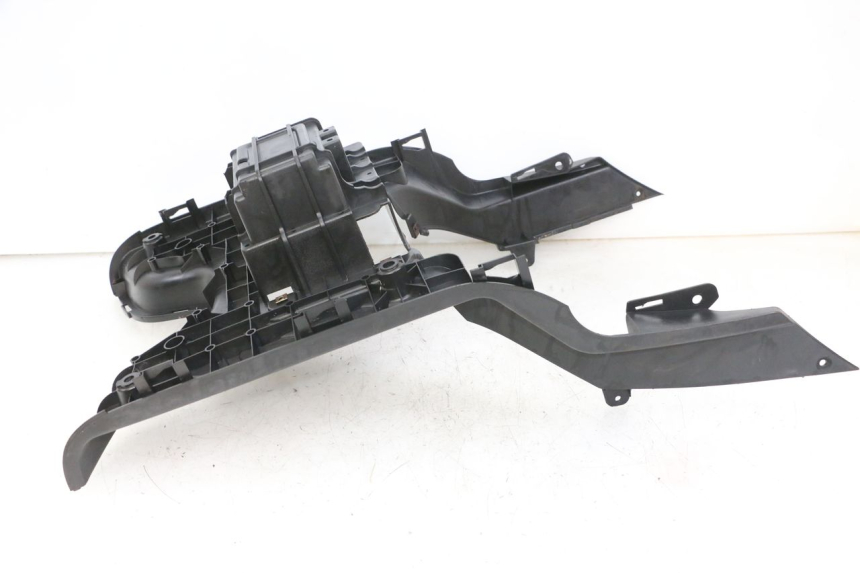 photo de CARENA PEDANA PEUGEOT TWEET 4T 50 (2014 - 2019)