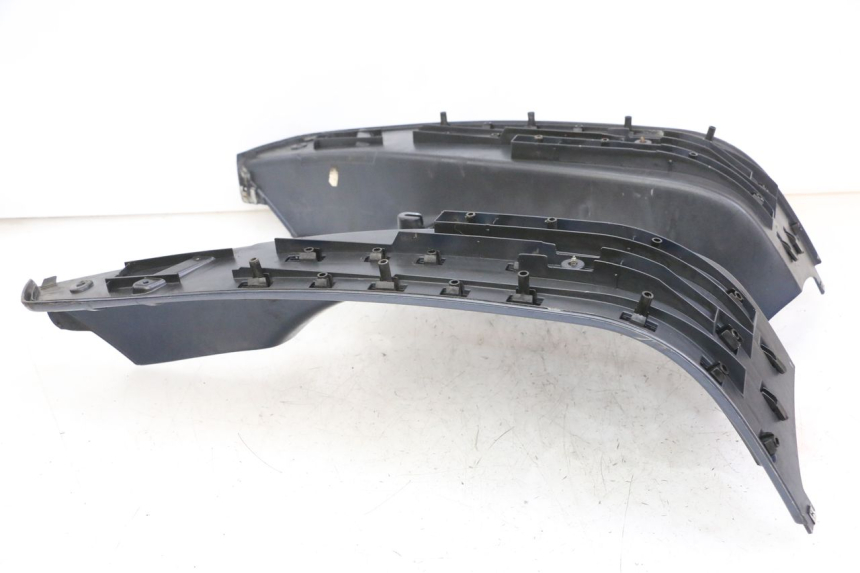 photo de CARENA PEDANA PIAGGIO VESPA LX 150 (2005 - 2013)