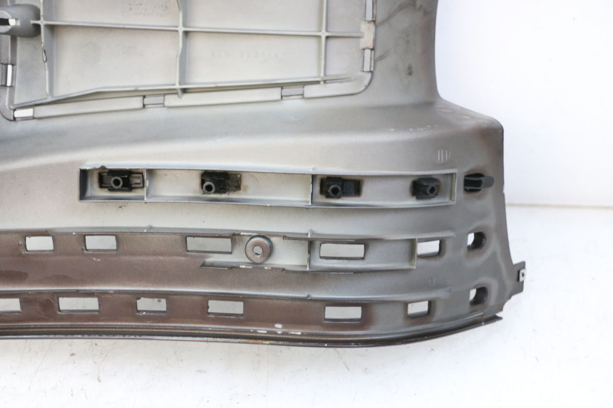 photo de CARENA PEDANA PIAGGIO VESPA LX IE 125 (2010 - 2012)