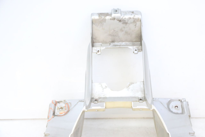 photo de CARENA PEDANA PIAGGIO SUPER LX 125 (2000 - 2003)