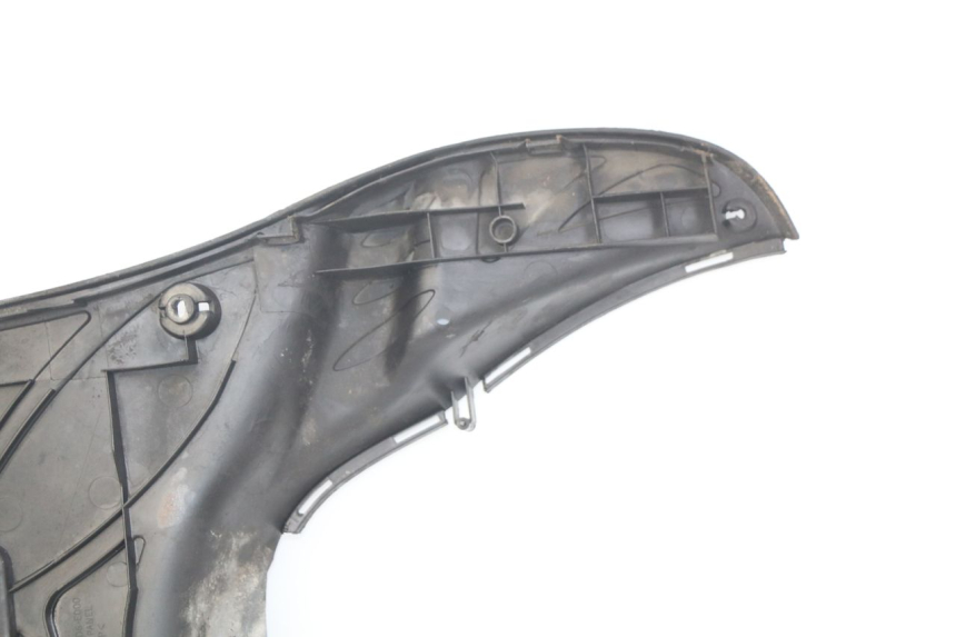 photo de PEDANE KYMCO VITALITY 2T 50 (2004 - 2010) - Stato della superficie e materiale