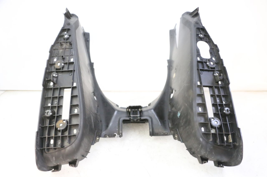 photo de PEDANE YAMAHA X-MAX XMAX 125 (2010 - 2014)