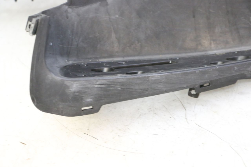 photo de PEDANE YAMAHA X-MAX XMAX 125 (2010 - 2014)