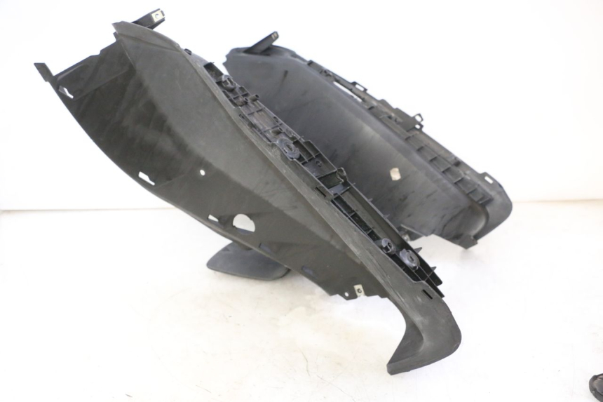 photo de PEDANE YAMAHA X-MAX XMAX 125 (2010 - 2014)