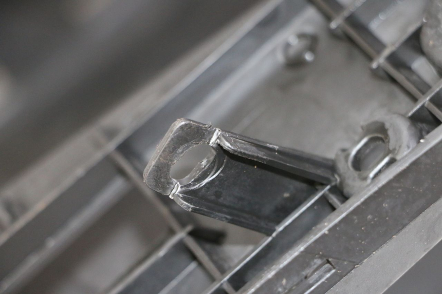 photo de PEDANE YAMAHA X-MAX XMAX 125 (2010 - 2014)