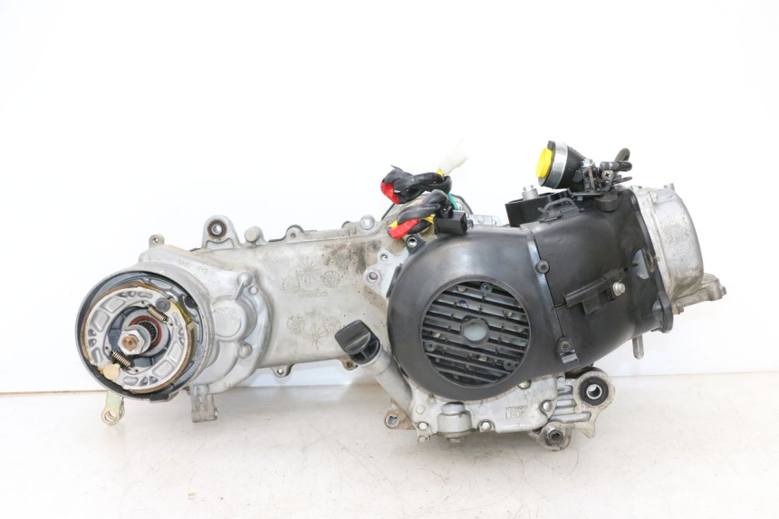 photo de MOTORE KYMCO AGILITY 4T 50 (2018 - 2022) - Marcature e riferimenti originali