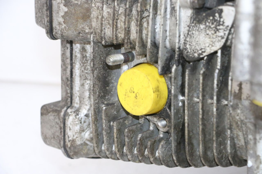 photo de MOTORE HYOSUNG GV AQUILA 125 (2000 - 2004) - Zoom sullo stato d'uso