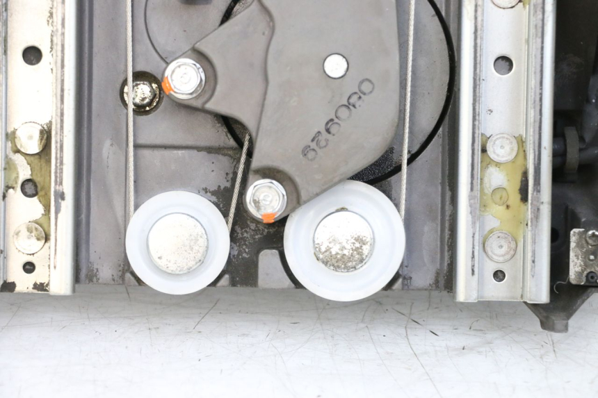 photo de MOTORE A BOLLA YAMAHA FJR ABS 1300 (2006 - 2012) - Zoom sullo stato d'uso