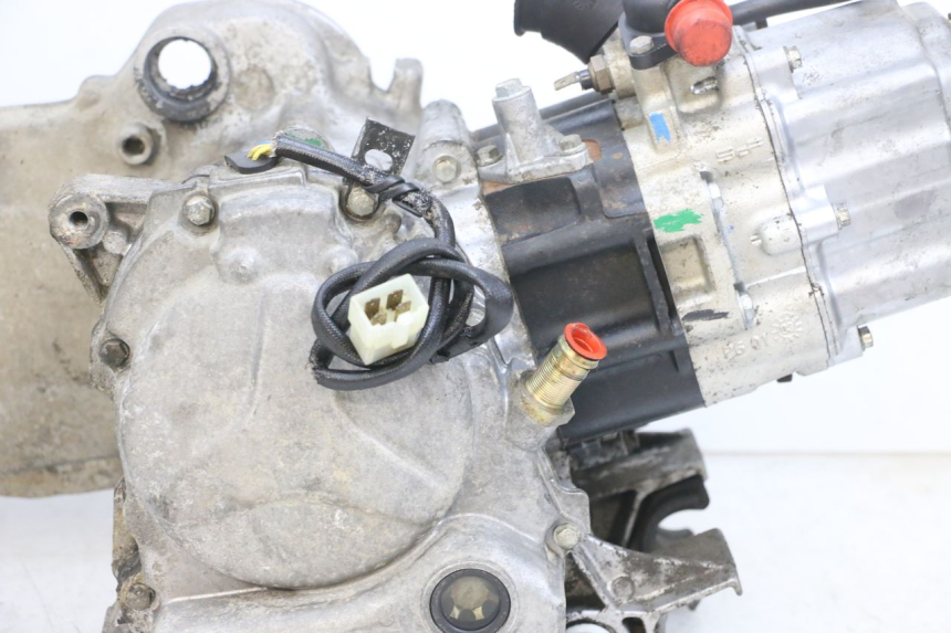 photo de MOTORE PEUGEOT ELYSEO 125 (1999 - 2004) - Marcature e riferimenti originali