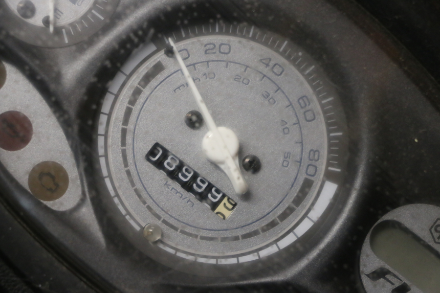 photo de MOTORE PIAGGIO FLY 4T 50 (2013 - 2017) - Dettagli dei punti di fissaggio